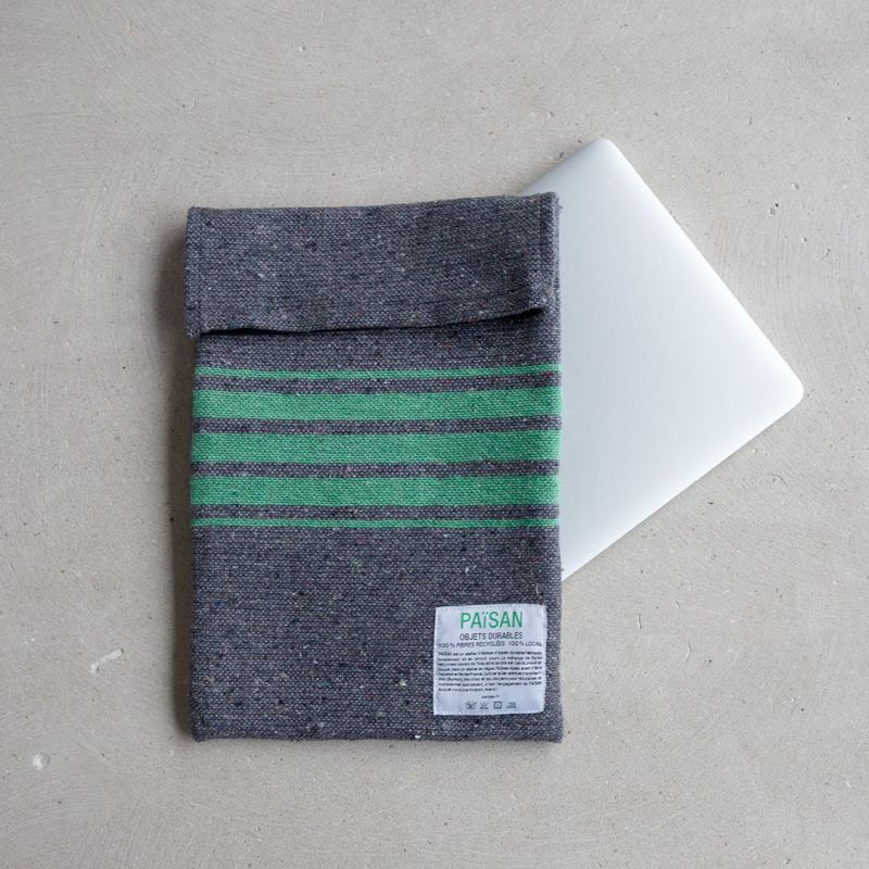 La housse pour ordinateur portable en fibres recyclées PAïSAN