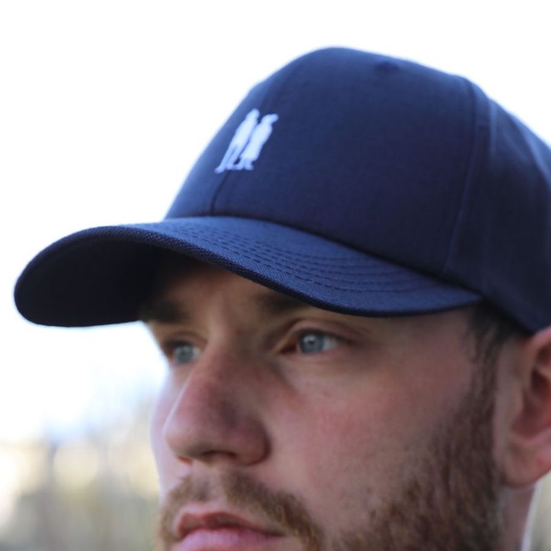 Casquette en lin bleu marine PAïSAN - Broderie blanche