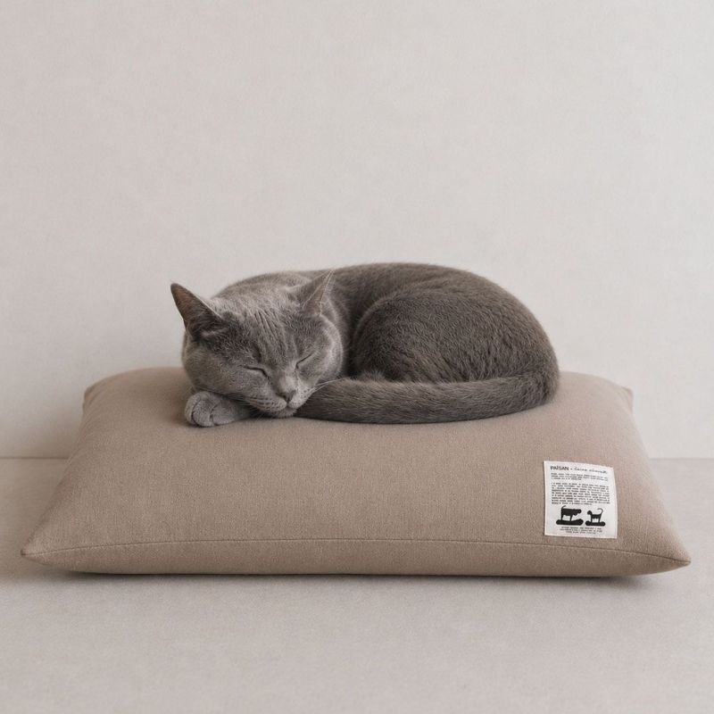 Coussin pour animaux PAïSAN en laine, lin et coton